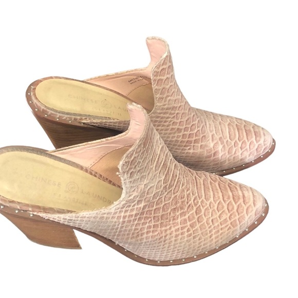 CHINESE laundry, Springfield, blush mules in size 8.5/39 - Picture 2 of 3